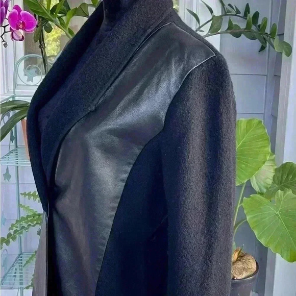 Joan of New York collection Jacket Black Merino Wool & Leather Size Med. - Picture 2 of 8